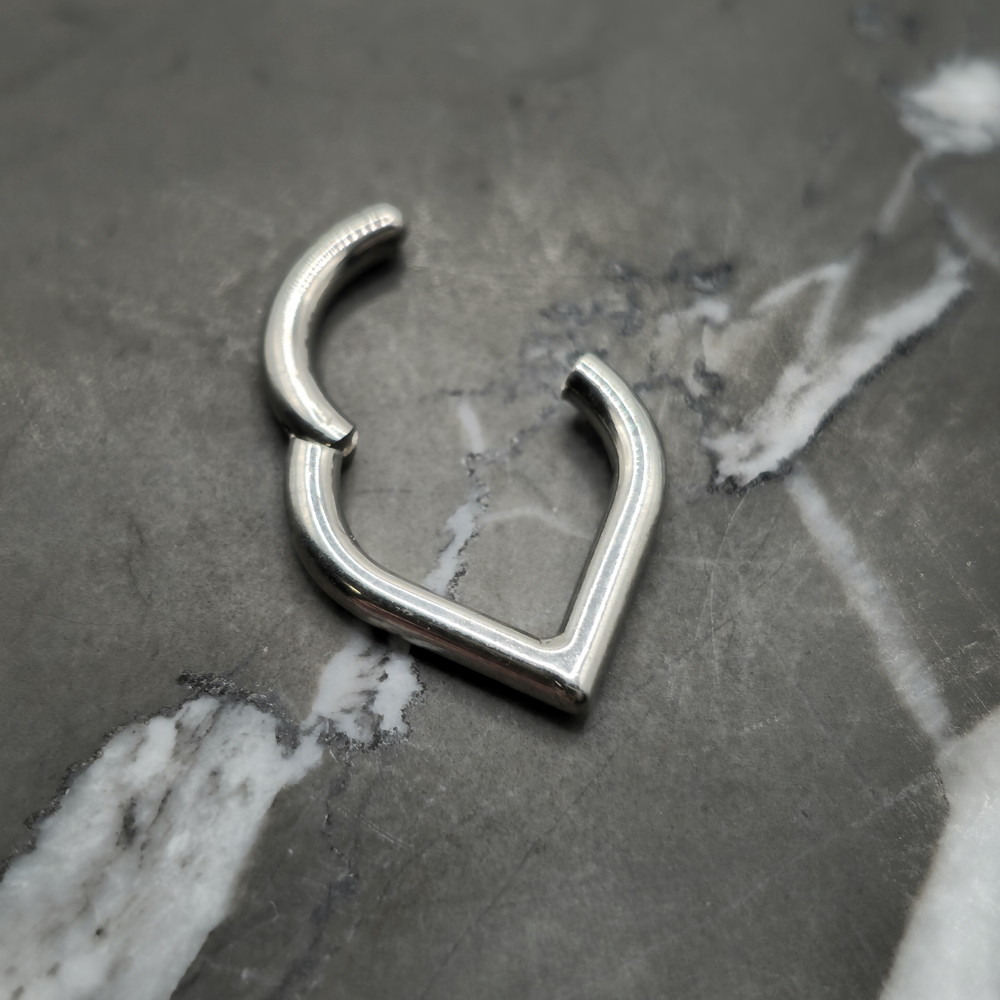 Teardrop Septum Clicker Ring
